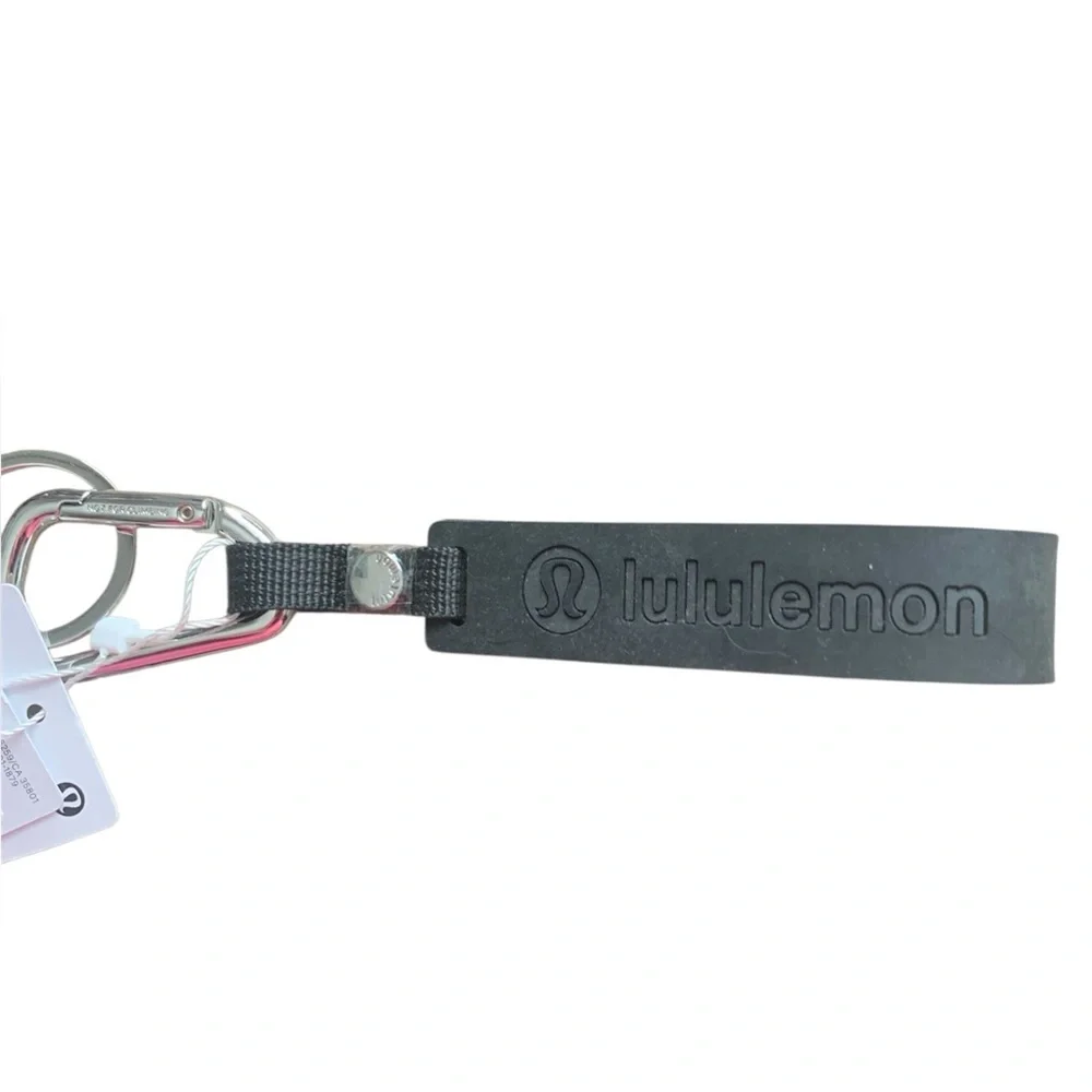NWT Lululemon silicone keychain